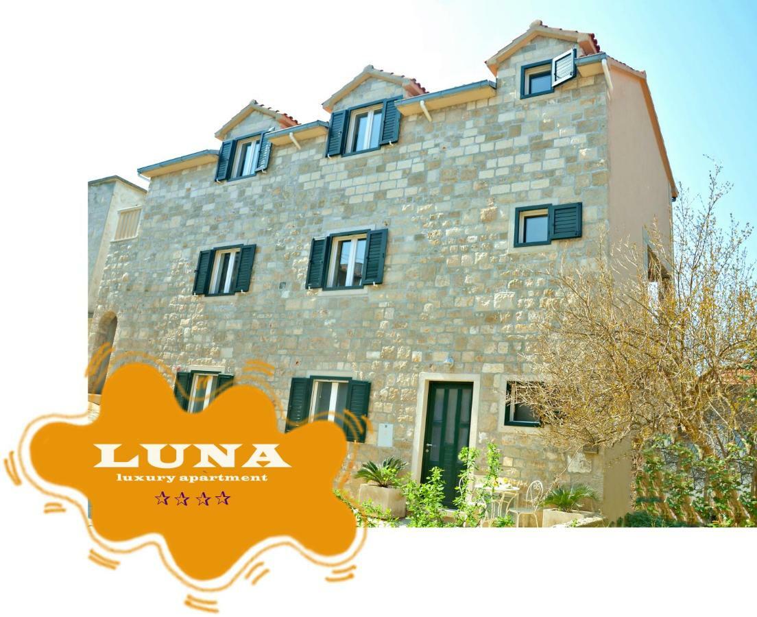 Apartment Luna Postira Εξωτερικό φωτογραφία